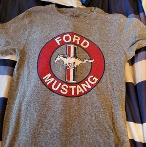 NWT men's classic Mustang logo shirt